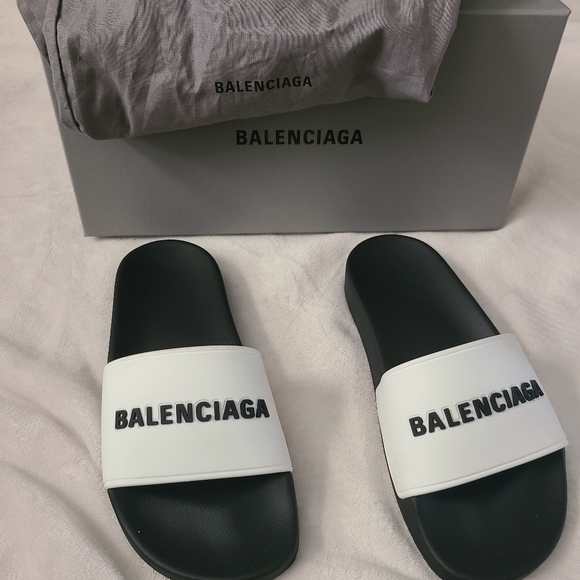 Balenciaga Black and White Sandals - Picture 1 of 5